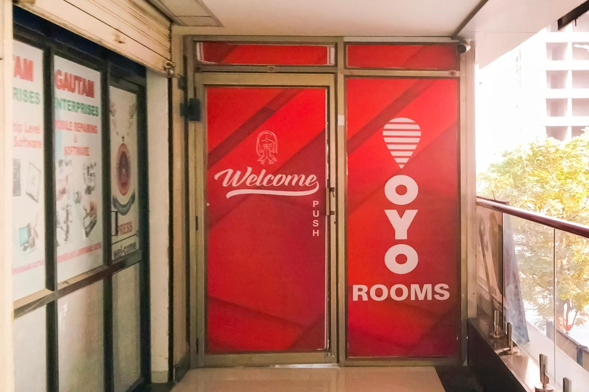 Hotel O Day Night Rooms Сурат Экстерьер фото